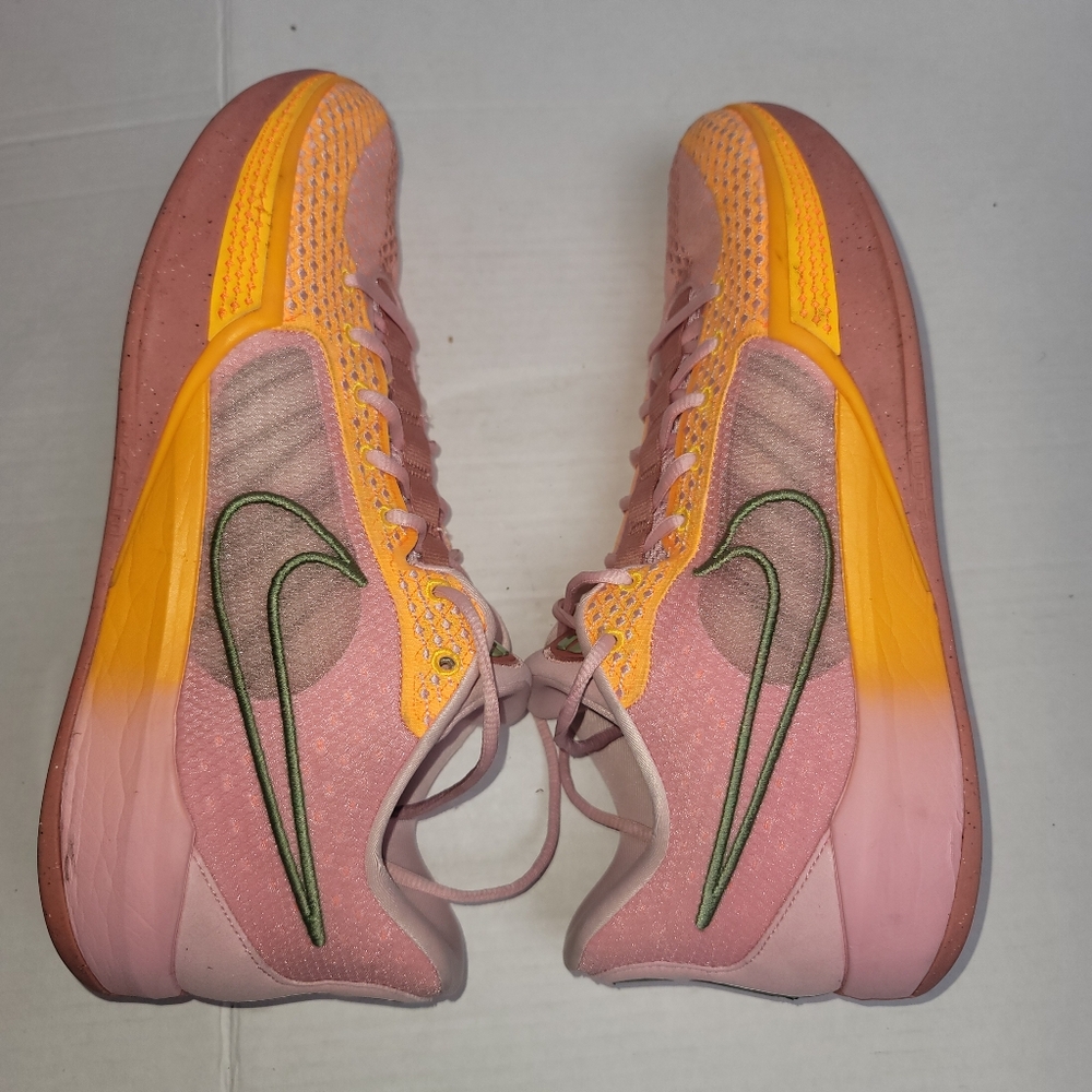 NIKE Sabrina  1 West Coast Baskstball Running Shoe  FQ3381. Women Size 15 - Picture 3 of 9